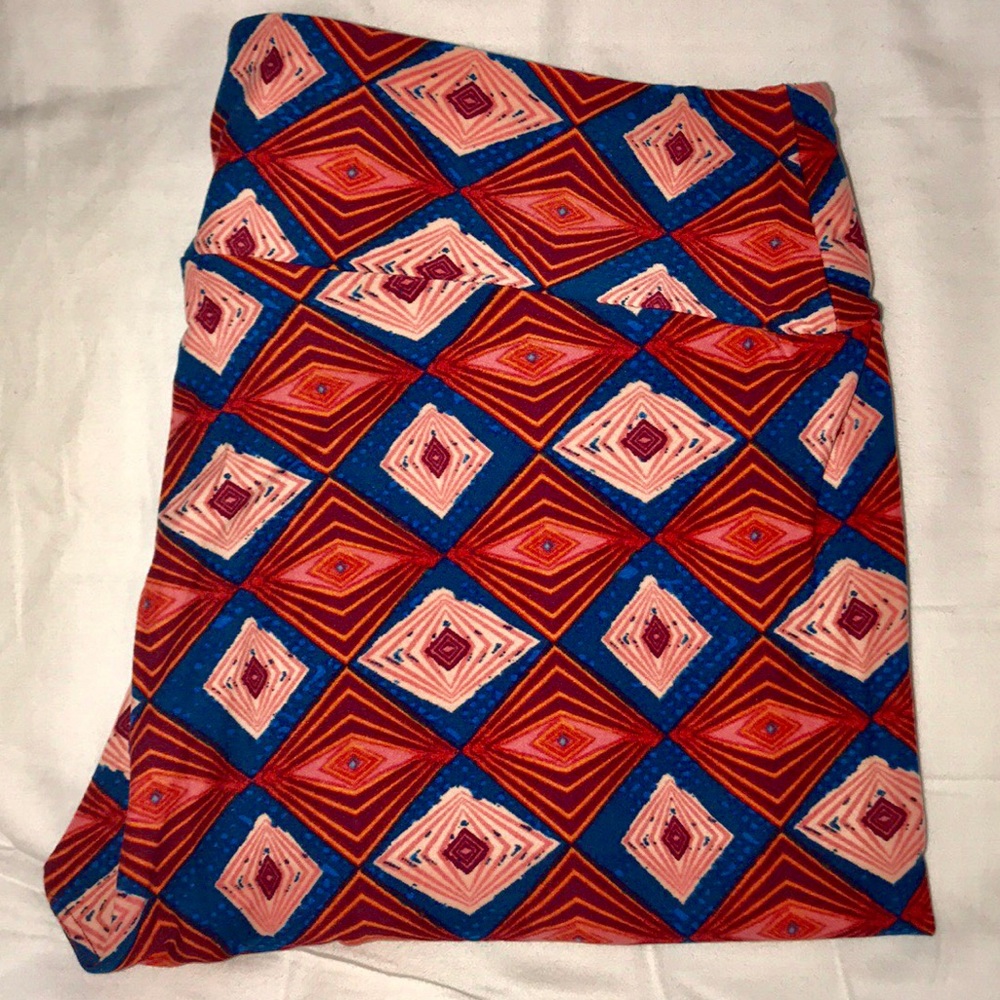🛑SOLD🛑 NWOT {LuLaRoe} TC Leggings